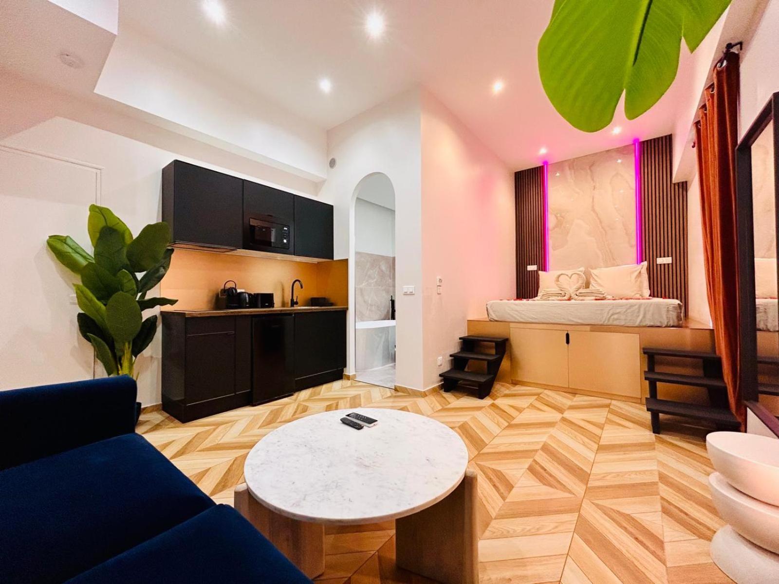Intimate Escape - Seaside - Spa Bath - Wifi - Ac Nice Bagian luar foto