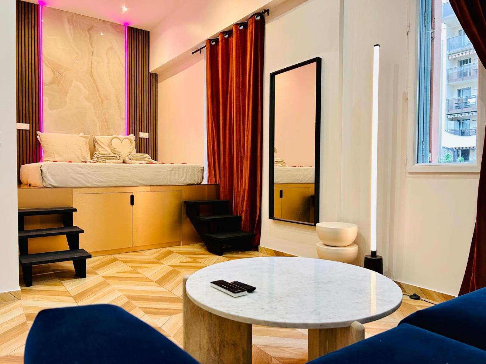 Intimate Escape - Seaside - Spa Bath - Wifi - Ac Nice Bagian luar foto